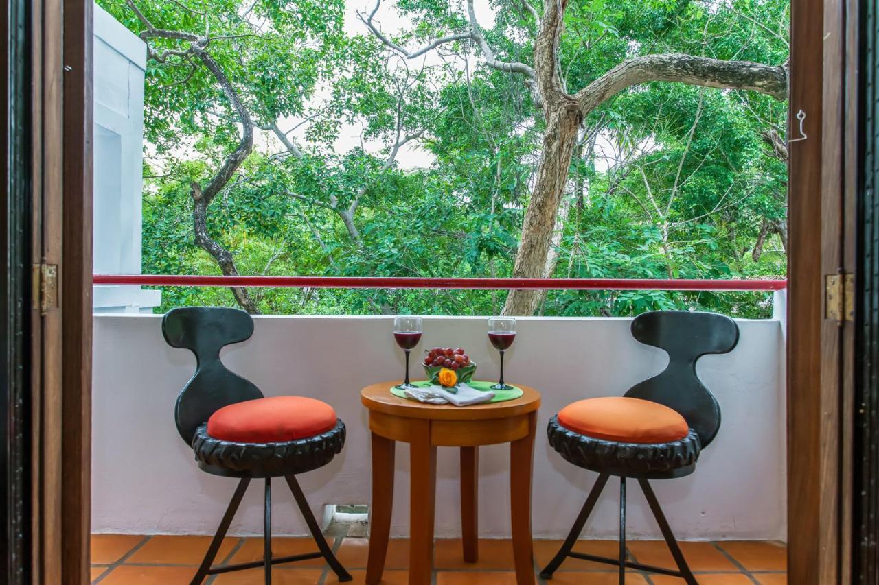 Garlands Del Rio Riverside Boutique Hotel ปูแอร์โตบาญาร์ตา ภายนอก รูปภาพ