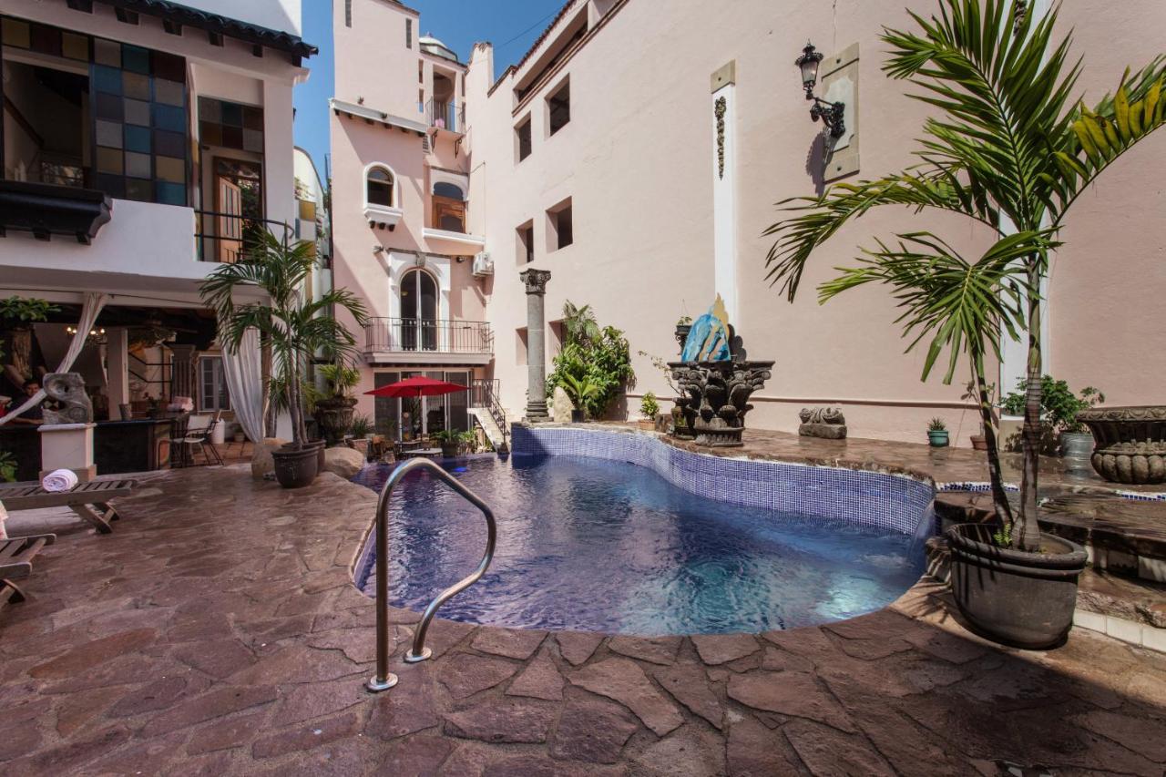 Garlands Del Rio Riverside Boutique Hotel ปูแอร์โตบาญาร์ตา ภายนอก รูปภาพ
