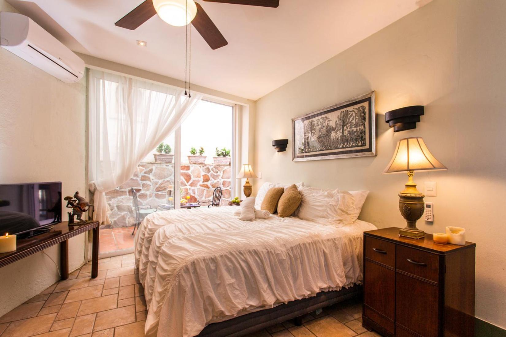 Garlands Del Rio Riverside Boutique Hotel ปูแอร์โตบาญาร์ตา ภายนอก รูปภาพ