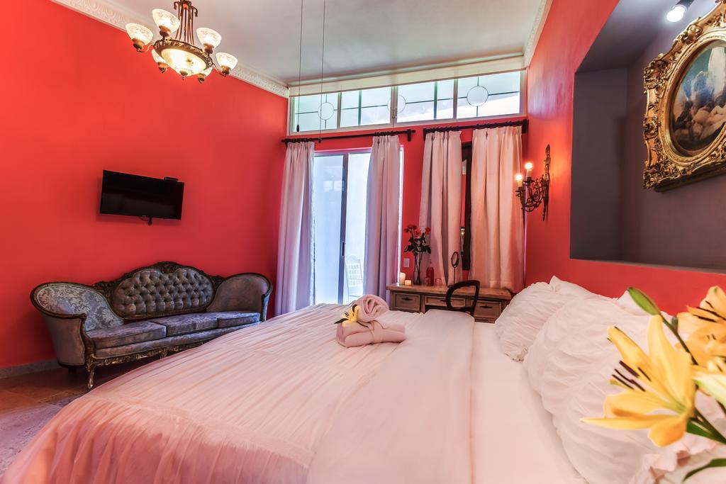 Garlands Del Rio Bed & Breakfast ปูแอร์โตบาญาร์ตา ภายนอก รูปภาพ